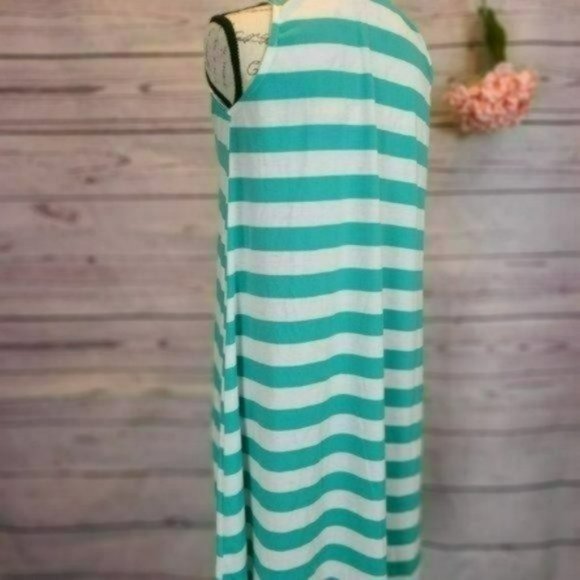 ♡3/$30♡ Striped tunic - Picture 3 of 4
